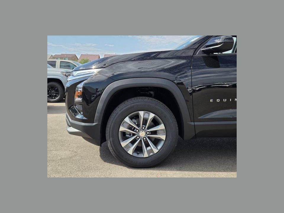 2027 Chevrolet Equinox FWD LT