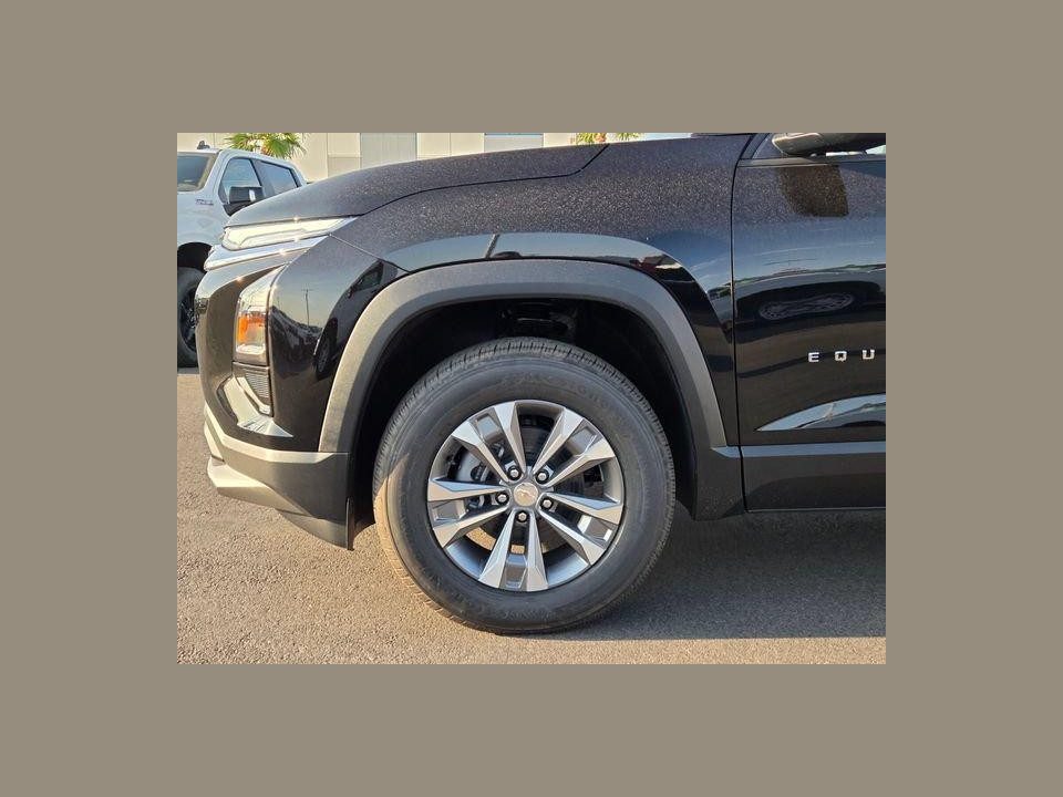 2027 Chevrolet Equinox FWD LT