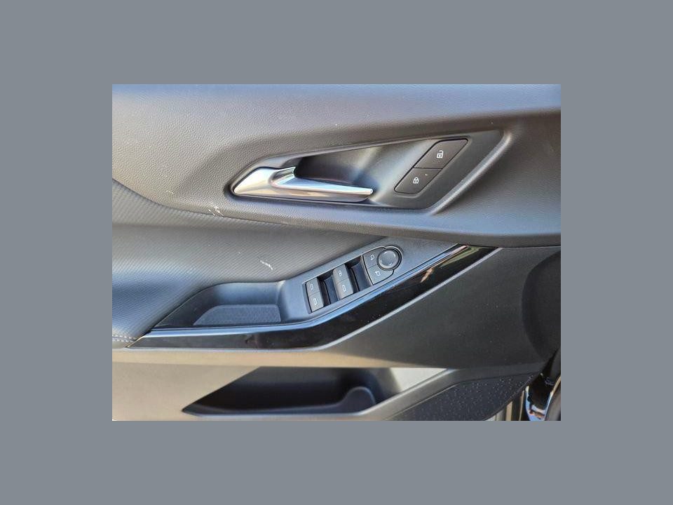 2027 Chevrolet Equinox FWD LT