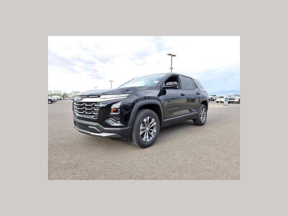 2027 Chevrolet Equinox FWD LT