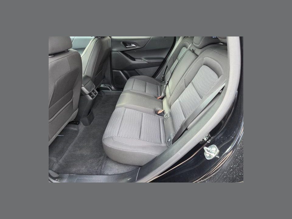 2027 Chevrolet Equinox FWD LT