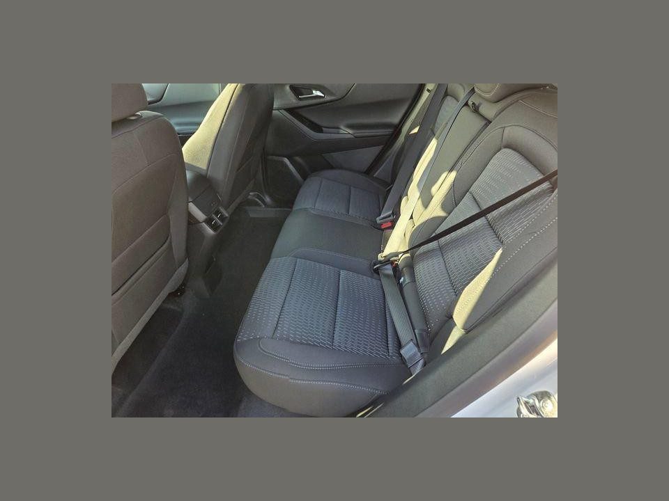 2027 Chevrolet Equinox FWD LT