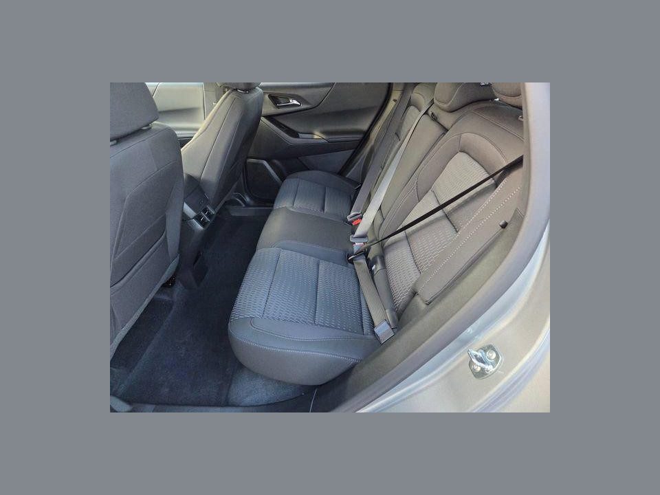 2027 Chevrolet Equinox FWD LT