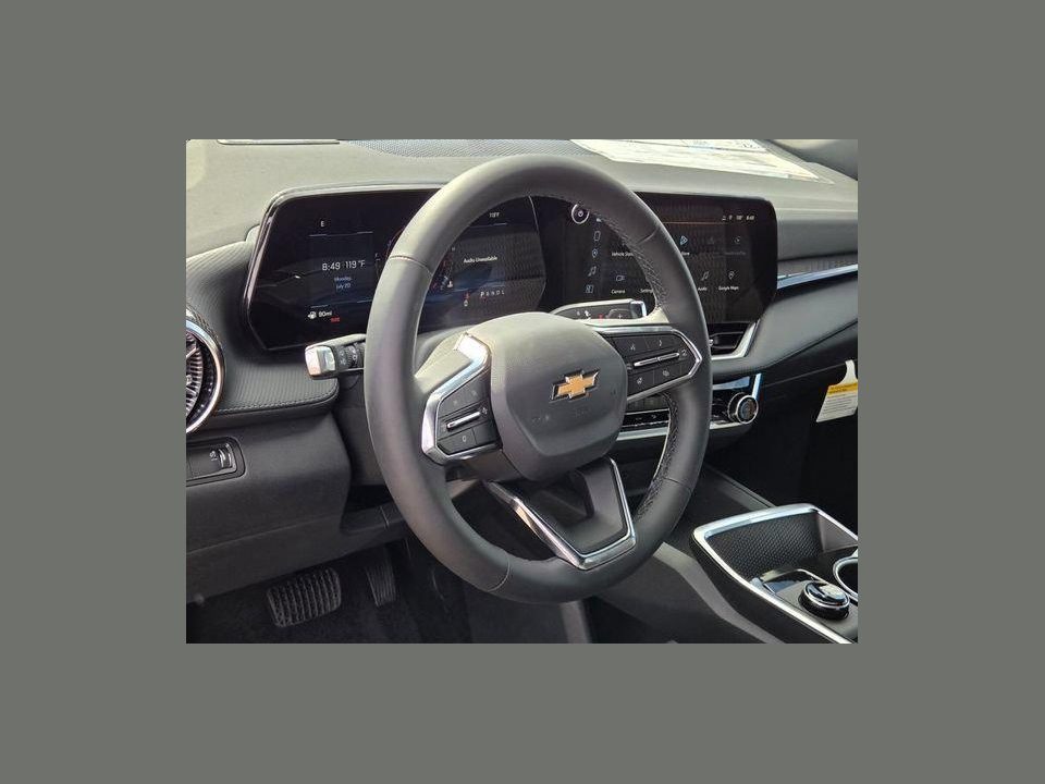 2027 Chevrolet Equinox FWD LT