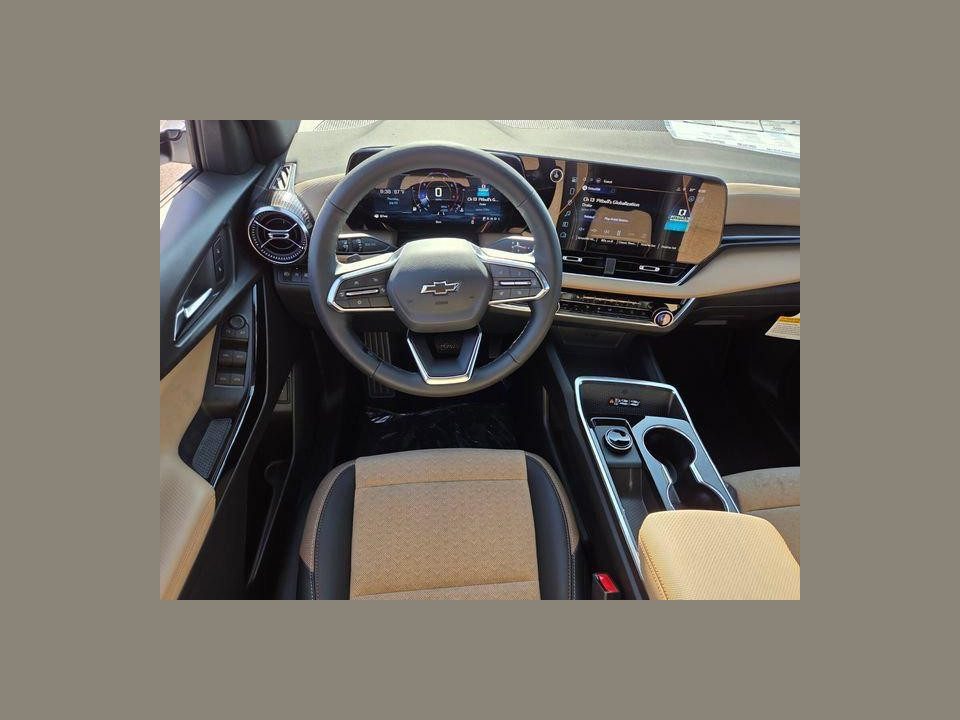2027 Chevrolet Equinox FWD ACTIV