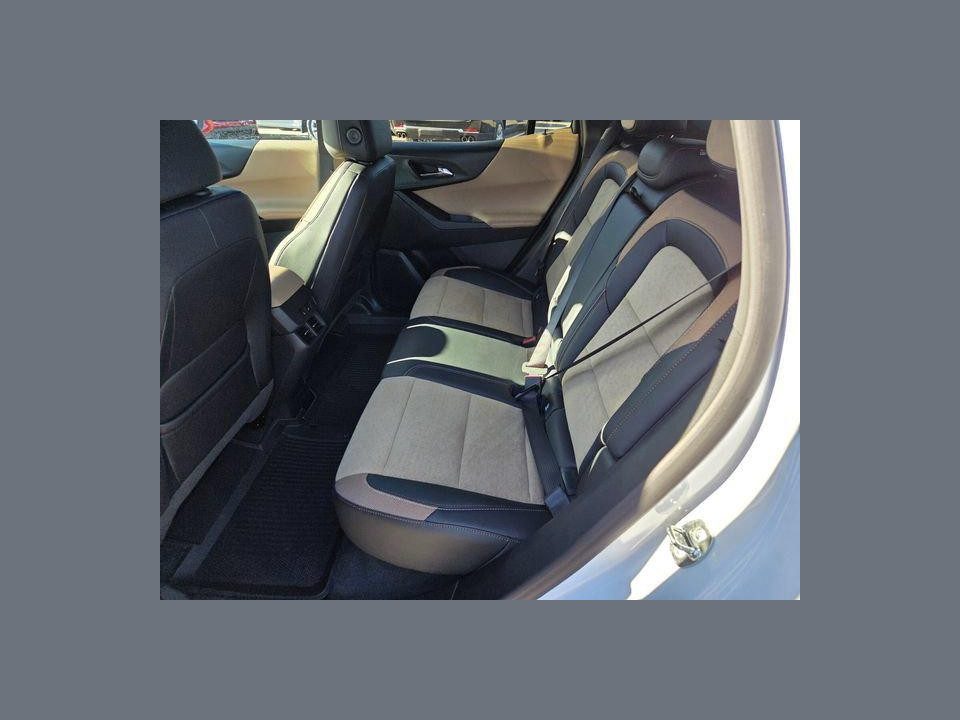 2027 Chevrolet Equinox FWD ACTIV