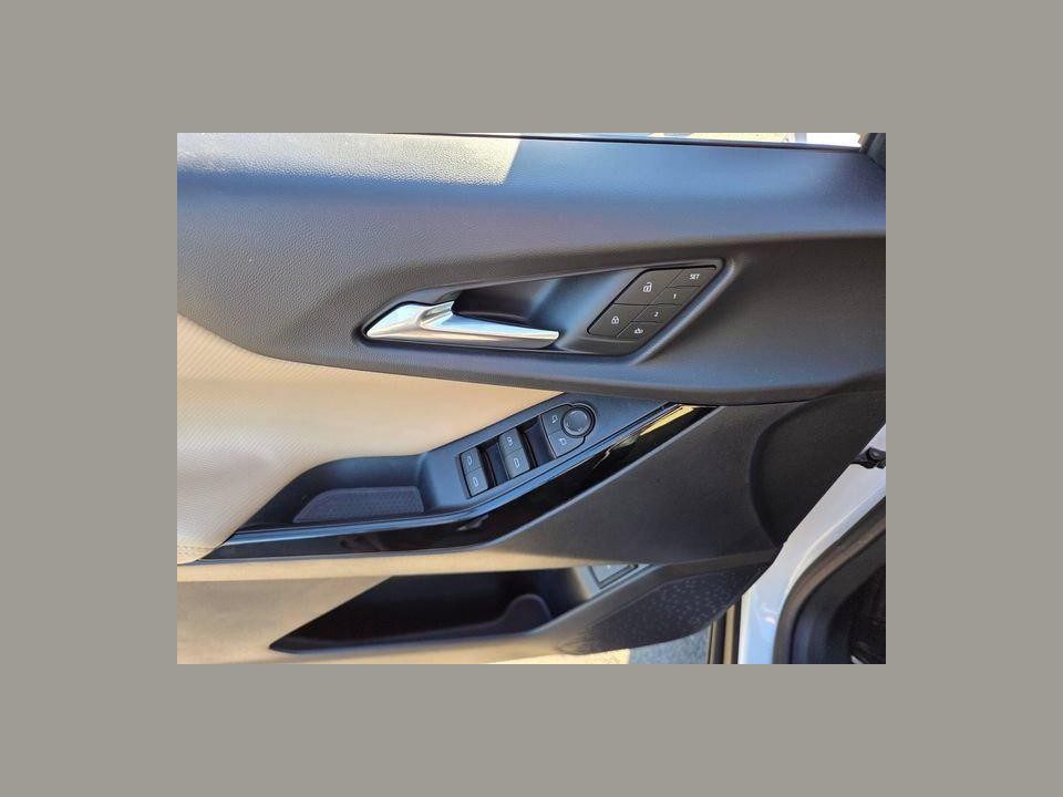 2027 Chevrolet Equinox FWD ACTIV