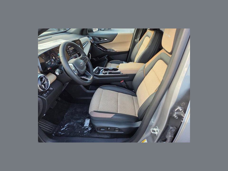 2027 Chevrolet Equinox FWD ACTIV