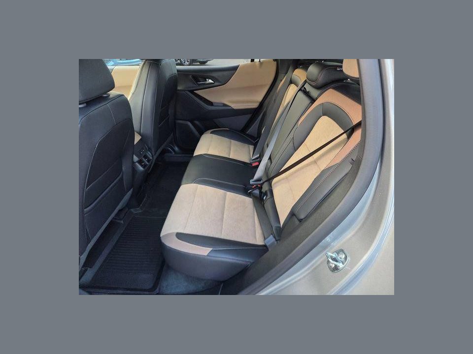 2027 Chevrolet Equinox FWD ACTIV