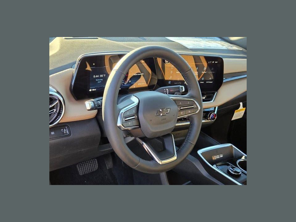 2027 Chevrolet Equinox FWD ACTIV