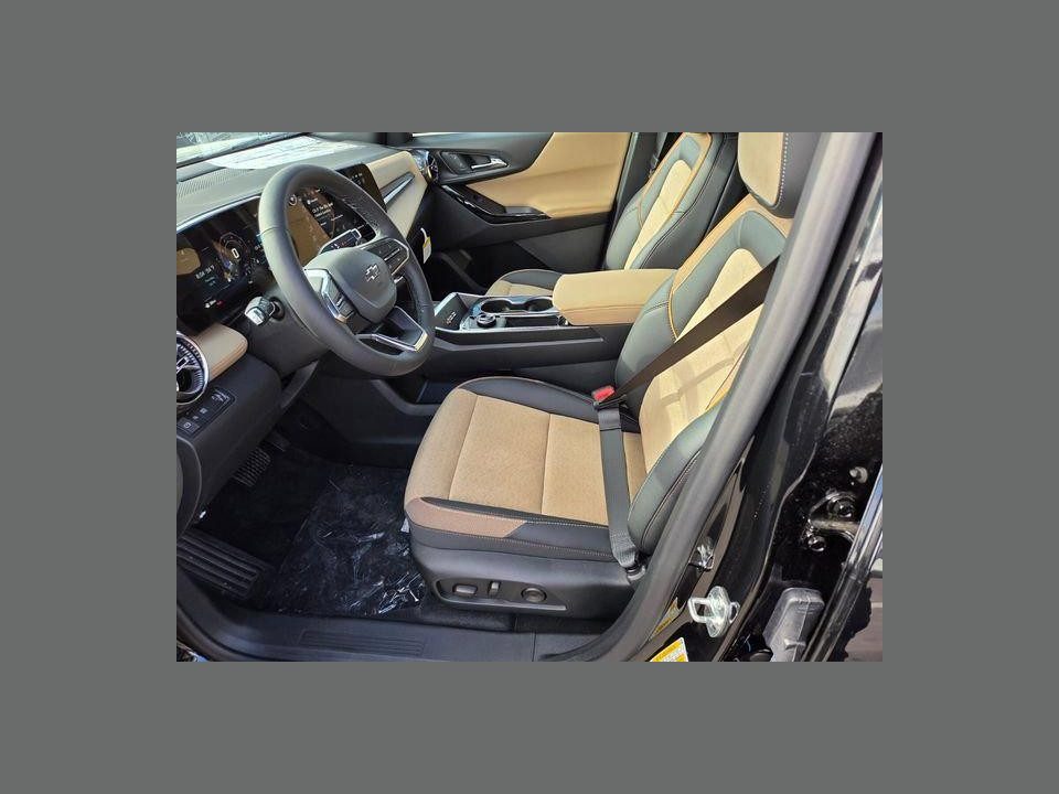 2027 Chevrolet Equinox FWD ACTIV