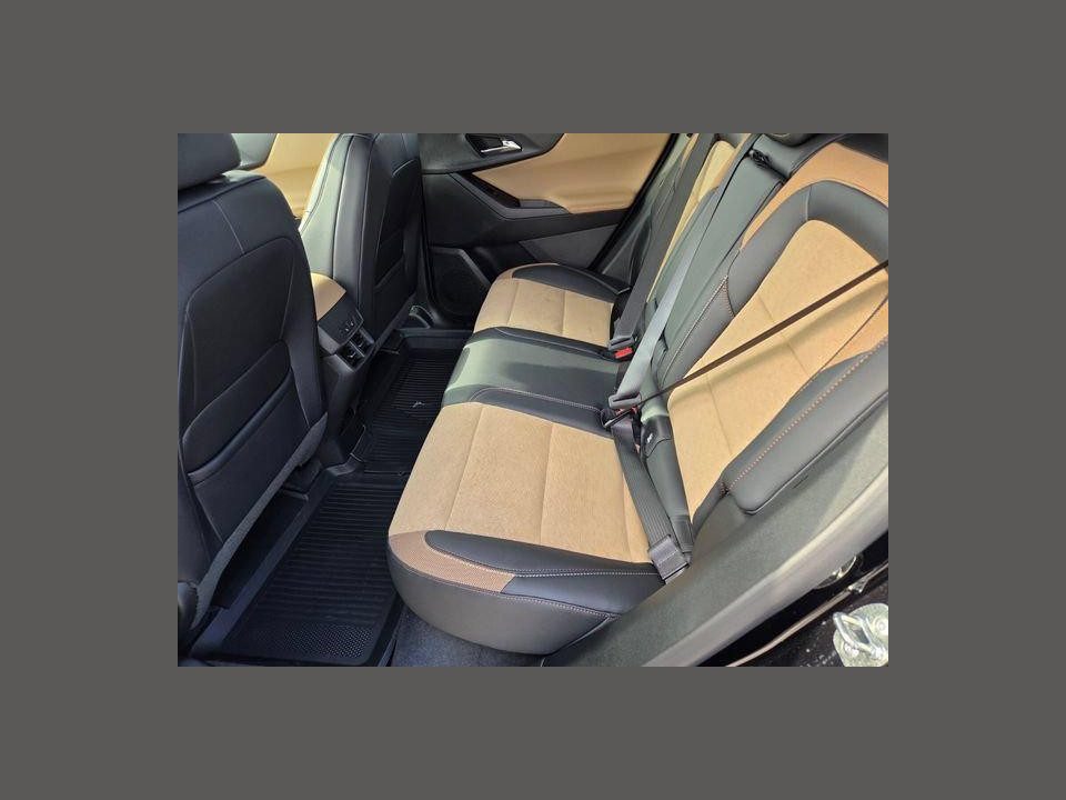 2027 Chevrolet Equinox FWD ACTIV