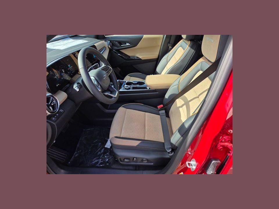 2027 Chevrolet Equinox FWD ACTIV