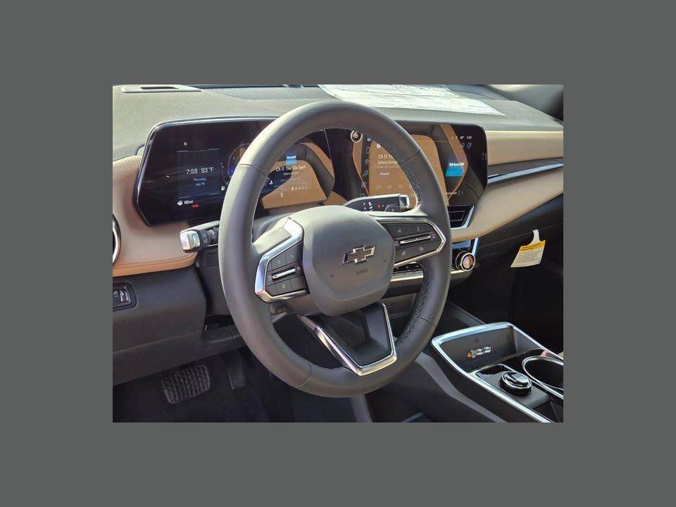 2027 Chevrolet Equinox FWD ACTIV