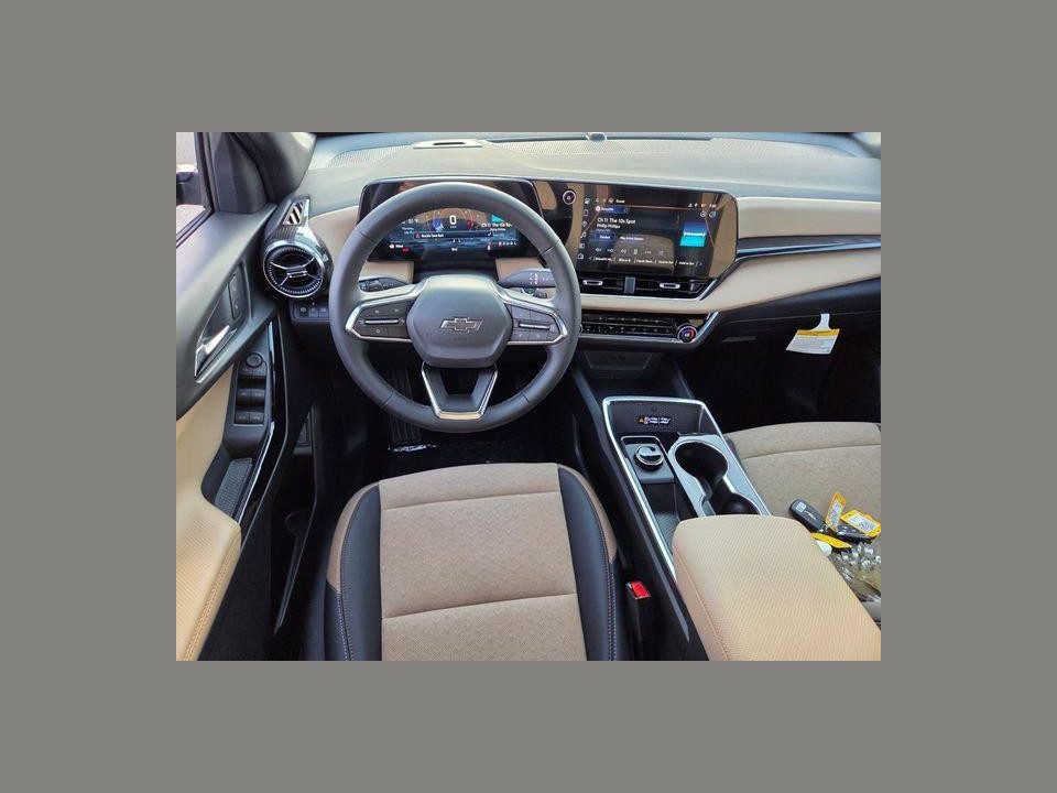 2027 Chevrolet Equinox FWD ACTIV