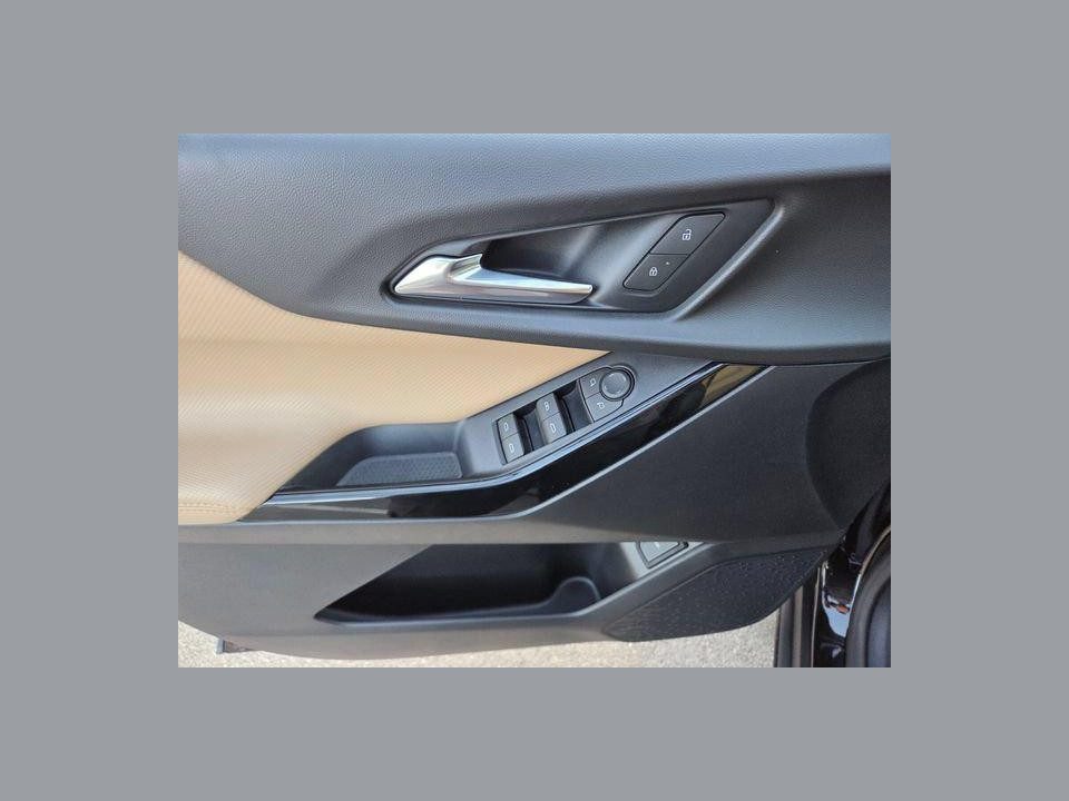2027 Chevrolet Equinox FWD ACTIV