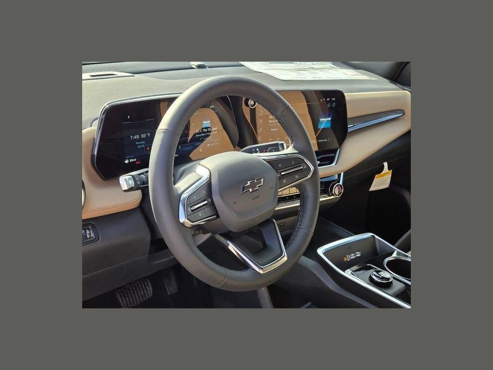 2027 Chevrolet Equinox FWD ACTIV