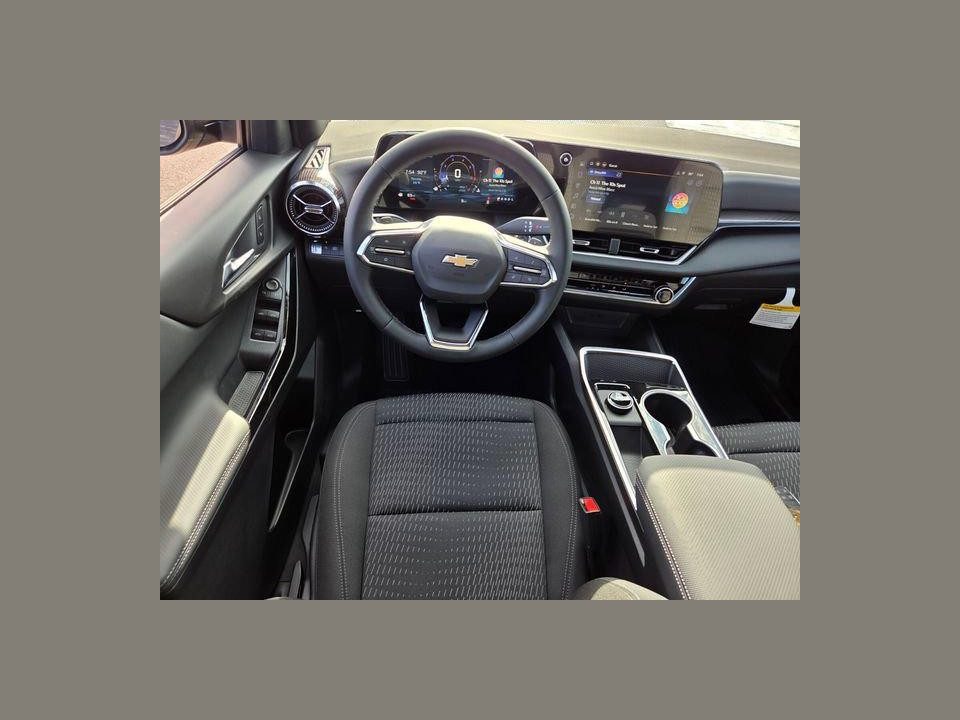 2026 Chevrolet Equinox FWD LT