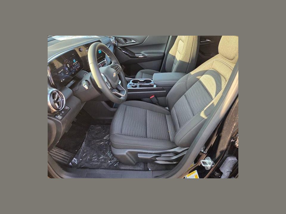 2026 Chevrolet Equinox FWD LT