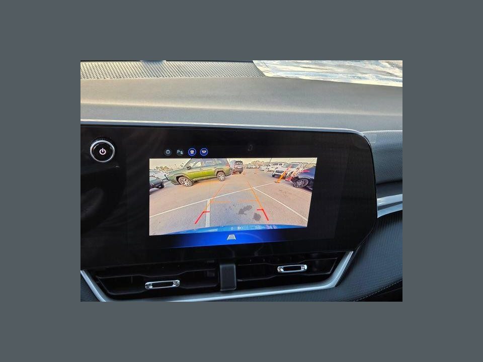 2027 Chevrolet Equinox AWD LT