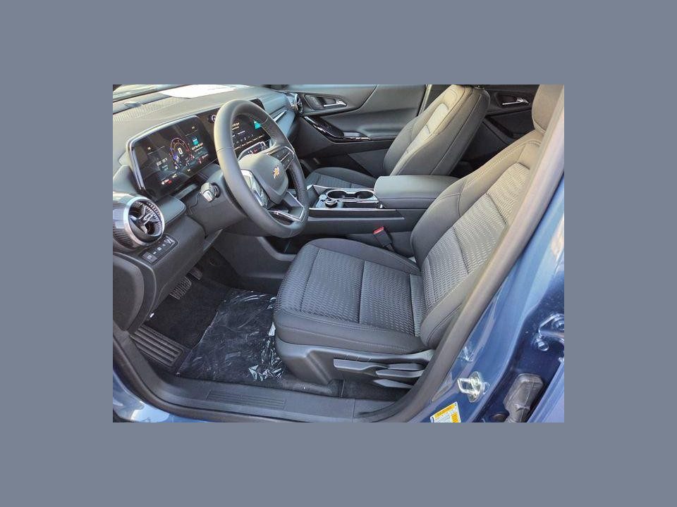 2027 Chevrolet Equinox AWD LT