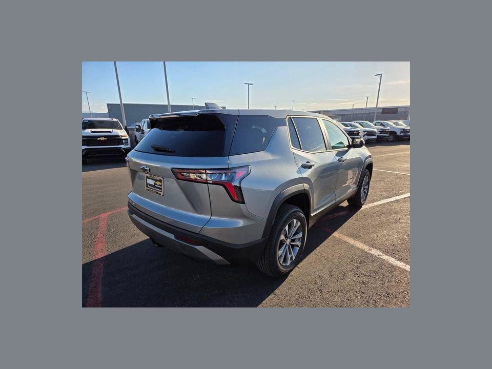 2027 Chevrolet Equinox AWD LT