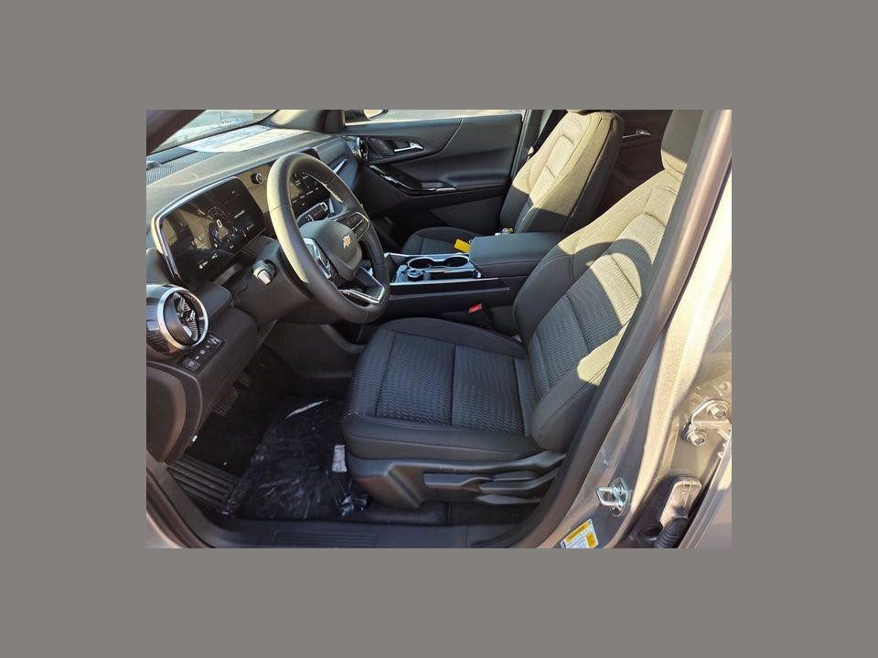 2027 Chevrolet Equinox AWD LT