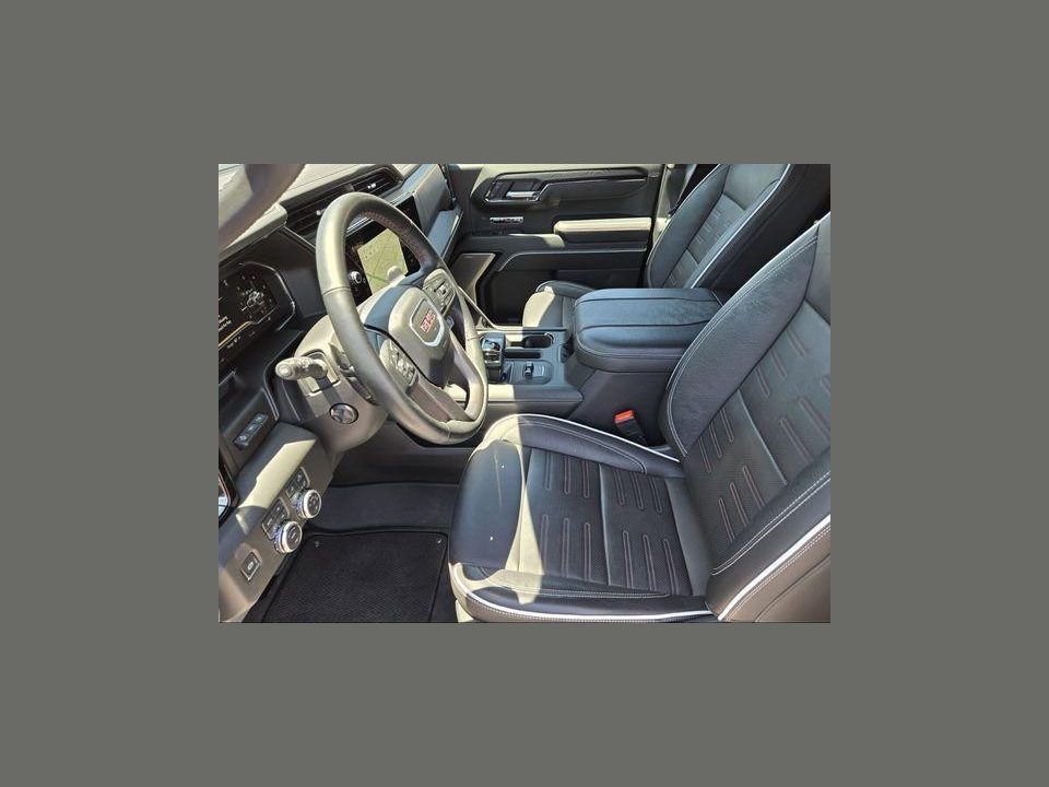 2025 GMC Sierra 1500 4WD Crew Cab Short Box AT4X