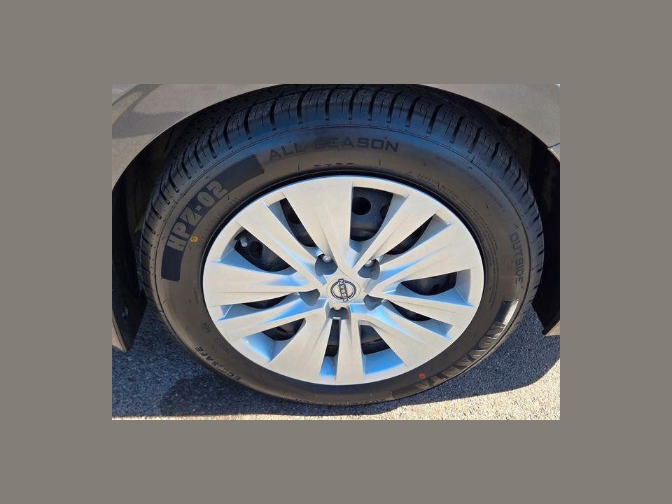2024 Nissan Sentra S Xtronic CVT