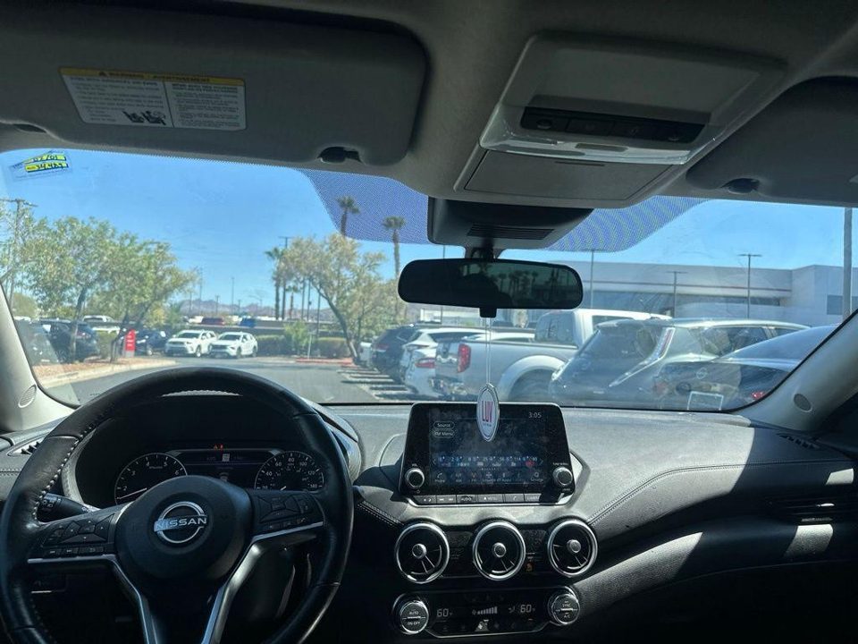 2025 Nissan Sentra SV