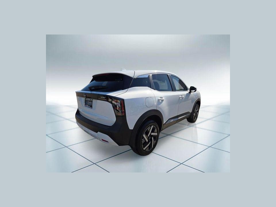 2025 Nissan Kicks SV FWD