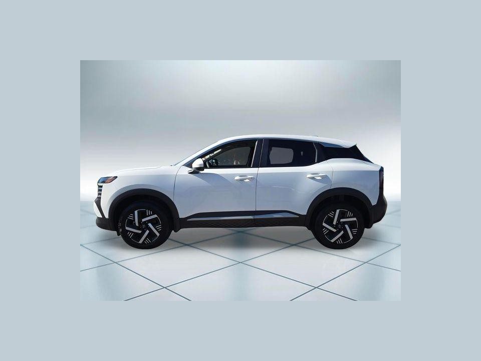 2025 Nissan Kicks SV FWD