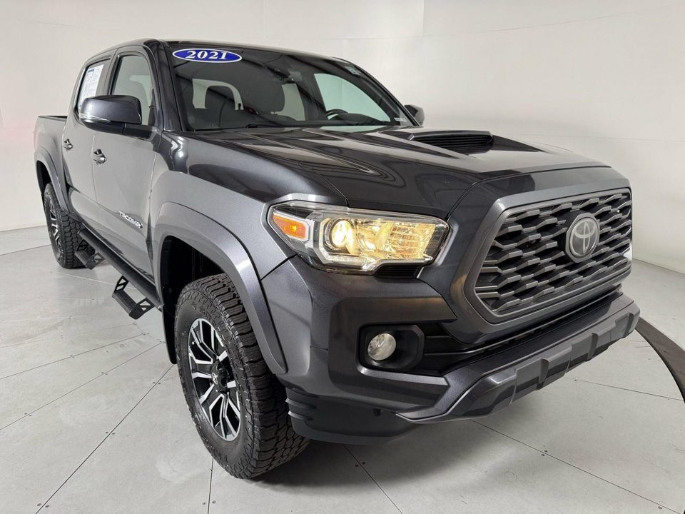 2021 Toyota Tacoma TRD Sport