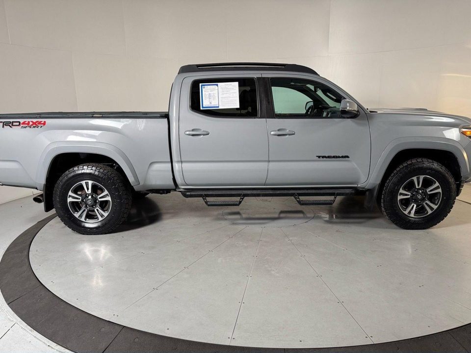 2019 Toyota Tacoma TRD Sport