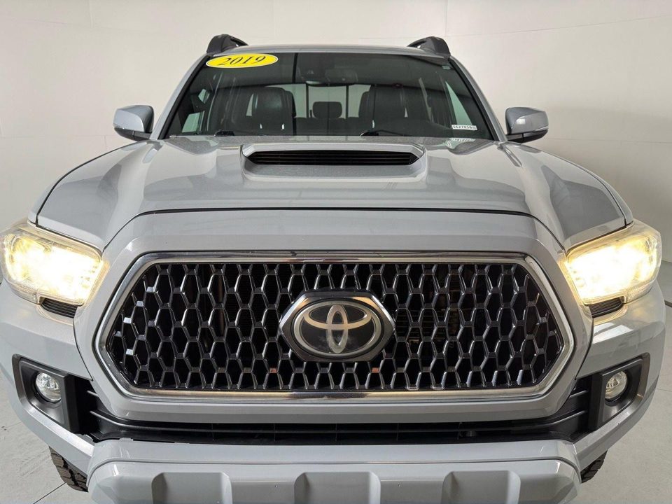 2019 Toyota Tacoma TRD Sport
