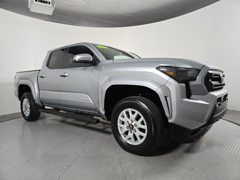 2024 Toyota Tacoma SR5
