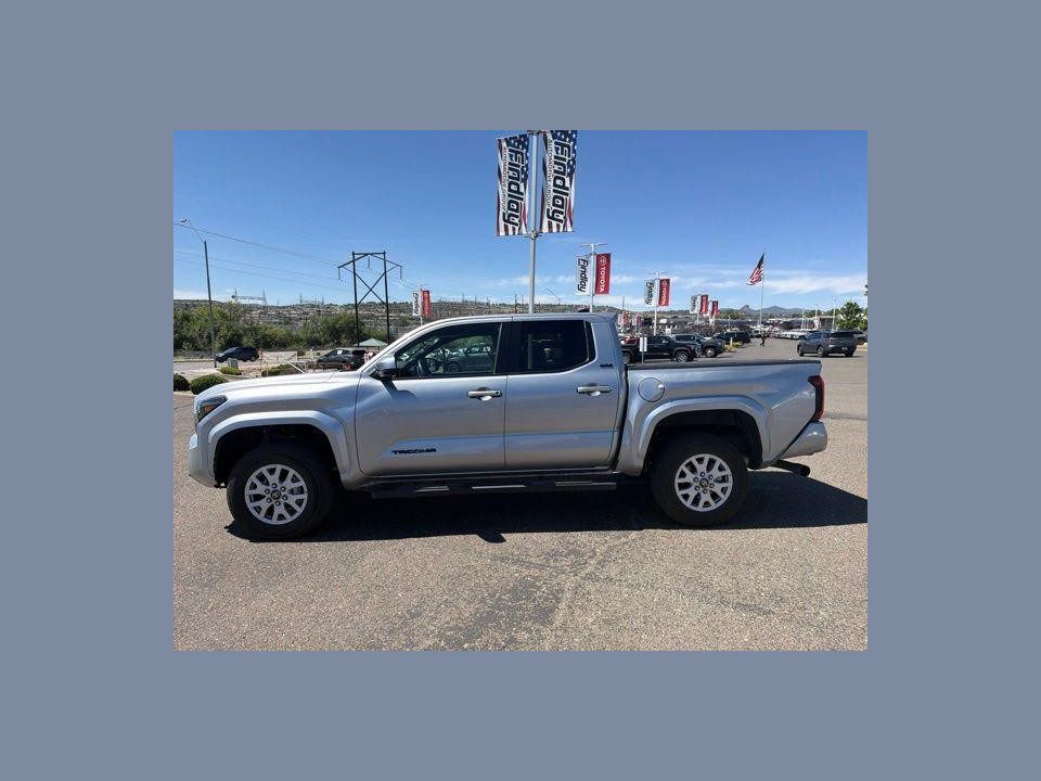 2025 Toyota Tacoma SR5