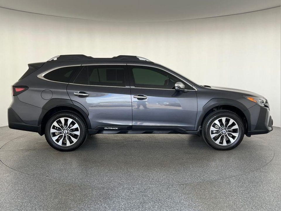 2024 Subaru Outback Touring