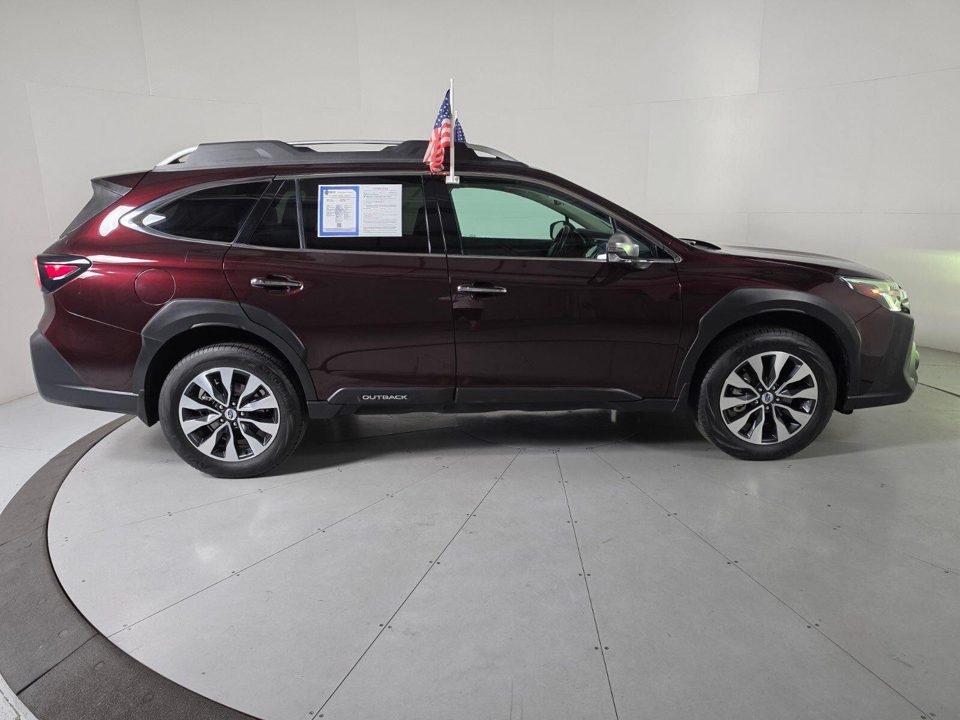 2023 Subaru Outback Touring XT