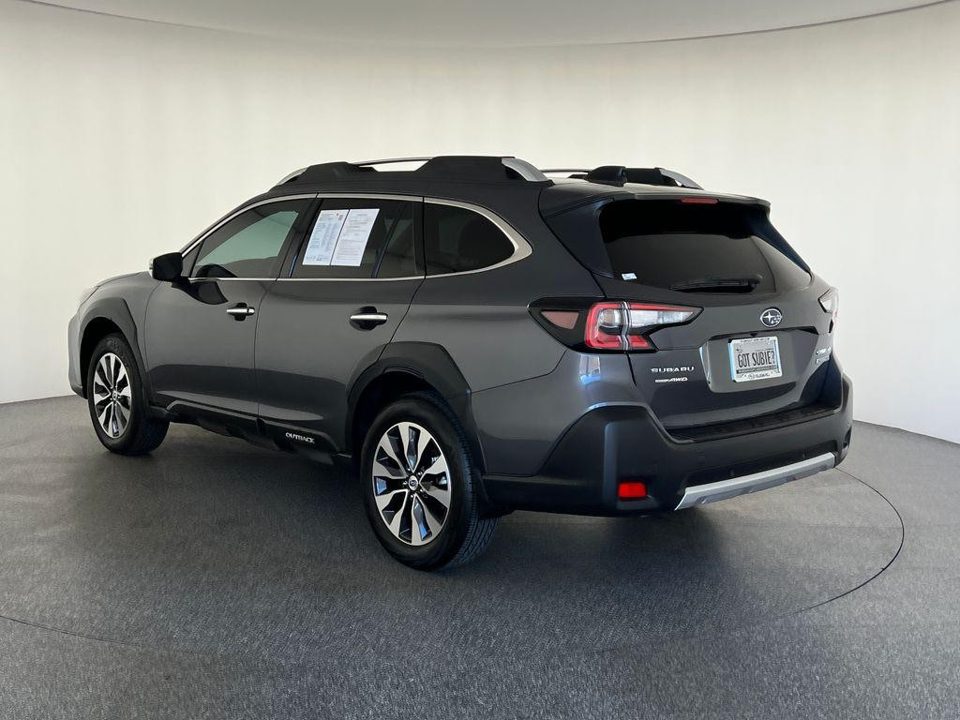 2025 Subaru Outback Touring XT