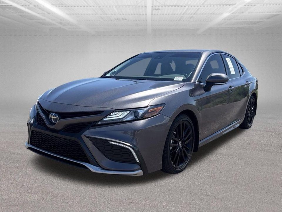 2024 Toyota Camry Hybrid XSE