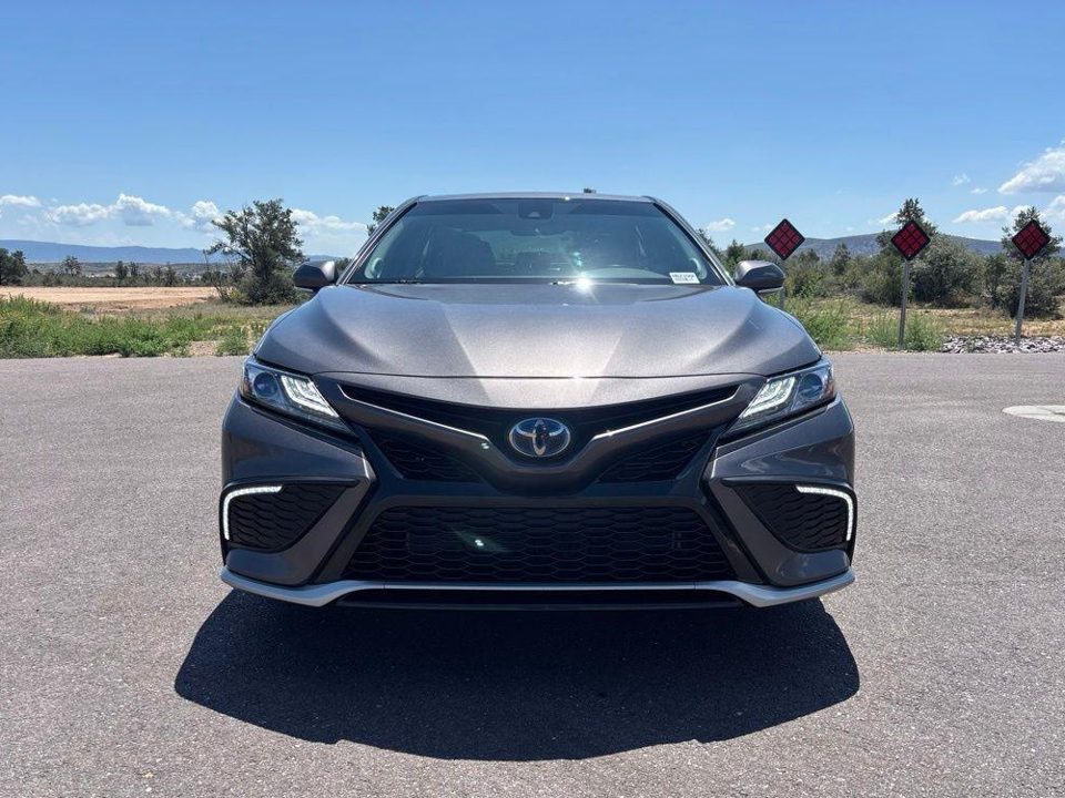 2024 Toyota Camry Hybrid XSE