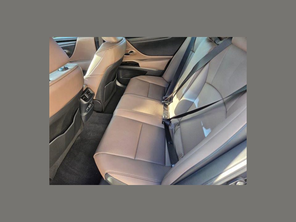 2025 Lexus ES 300h ES 300h