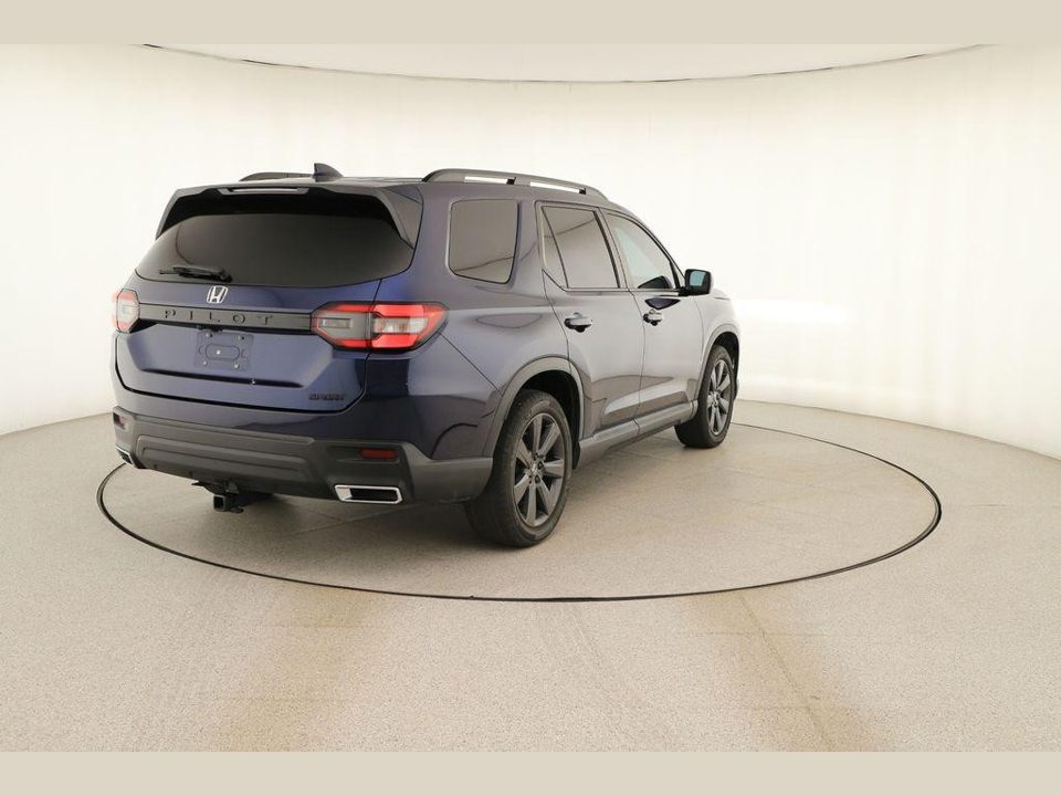 2023 Honda Pilot 2WD Sport