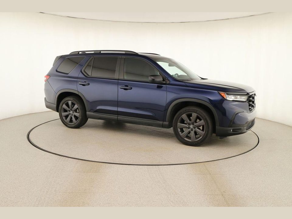 2023 Honda Pilot 2WD Sport