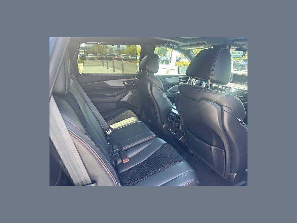 2022 Acura MDX A-SPEC Package