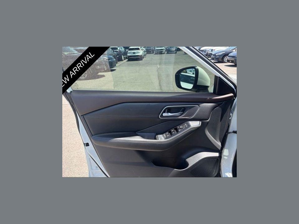 2021 Nissan Rogue SV FWD