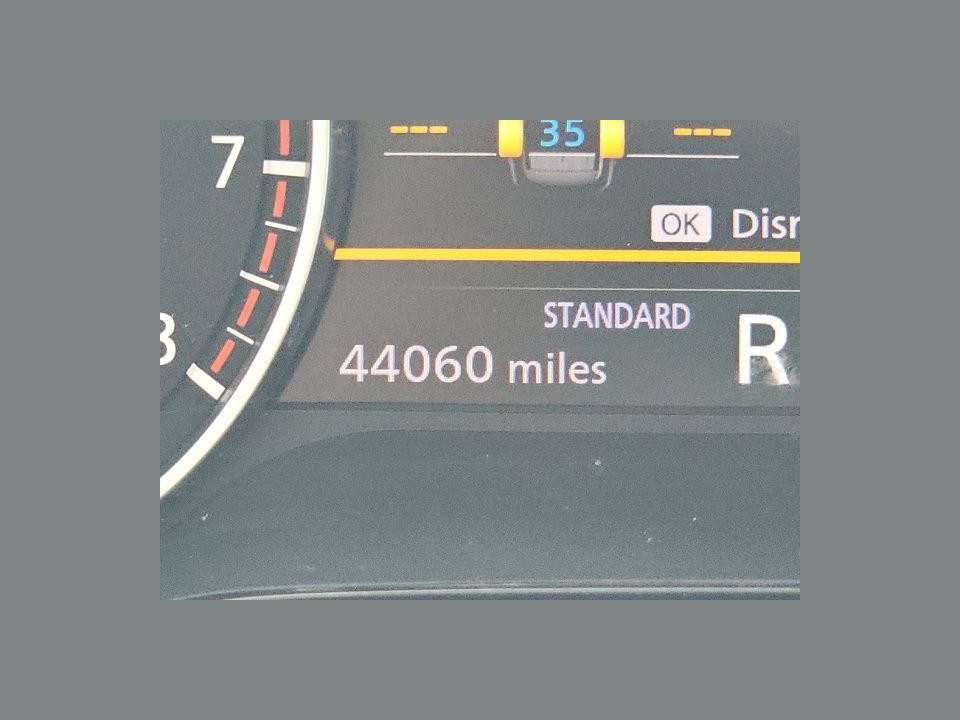 2022 Nissan Pathfinder SL 2WD