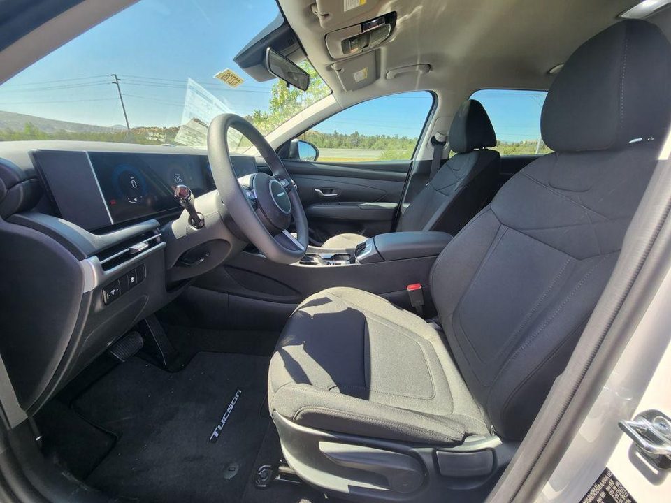 2026 Hyundai Tucson SE