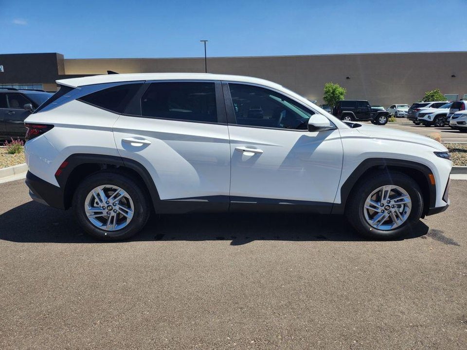 2026 Hyundai Tucson SE